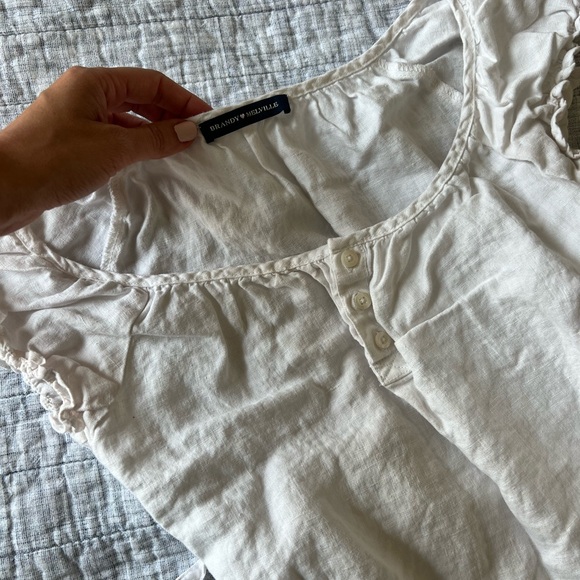 Brandy Melville White Ruffled Cap Sleeve Blouse - Picture 7 of 10